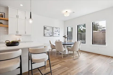 $700,000 | 1739 Ojeman Point Lane, Houston, TX 77055