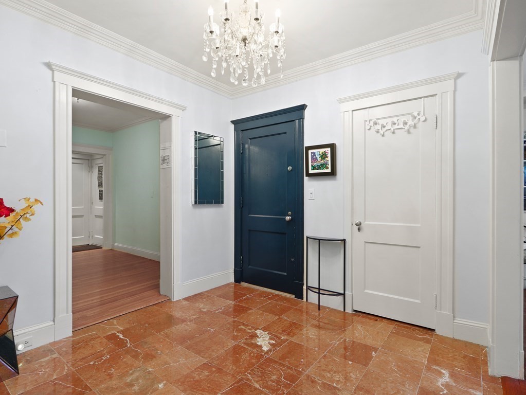 140 Commonwealth Avenue, Unit 1 Chestnut Hill, MA 02467 - Photo 2 of 15