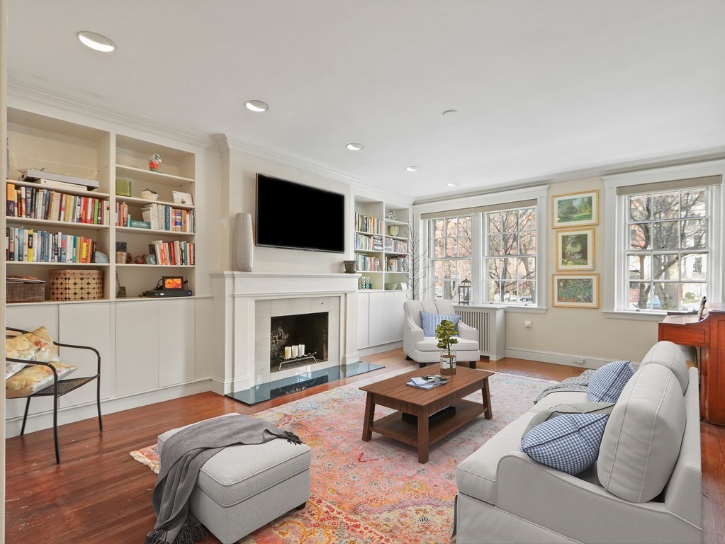 140 Commonwealth Avenue, Unit 1 Chestnut Hill, MA 02467 - Photo 3 of 15