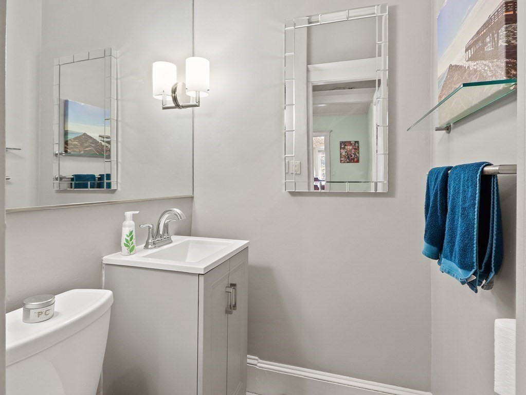 140 Commonwealth Avenue, Unit 1 Chestnut Hill, MA 02467 - Photo 8 of 15