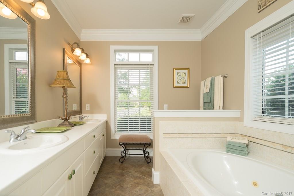 603 Crosswater Lane, Unit D Fort Mill, SC 29708 - Photo 10 of 24