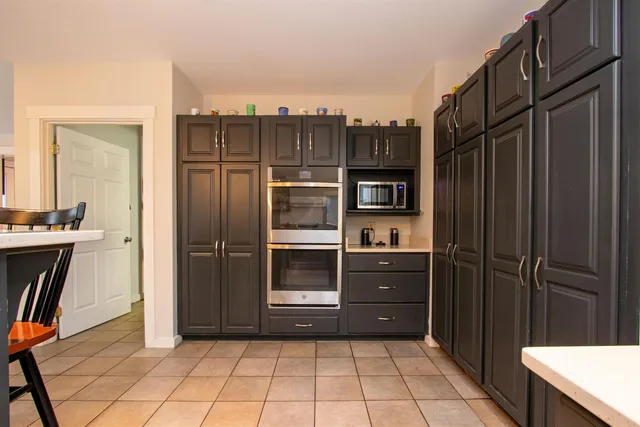 $425,000 | 107 East Village Road, St. Johnsbury, VT 05819