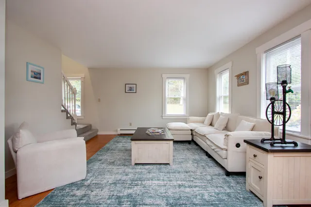 $425,000 | 107 East Village Road, St. Johnsbury, VT 05819