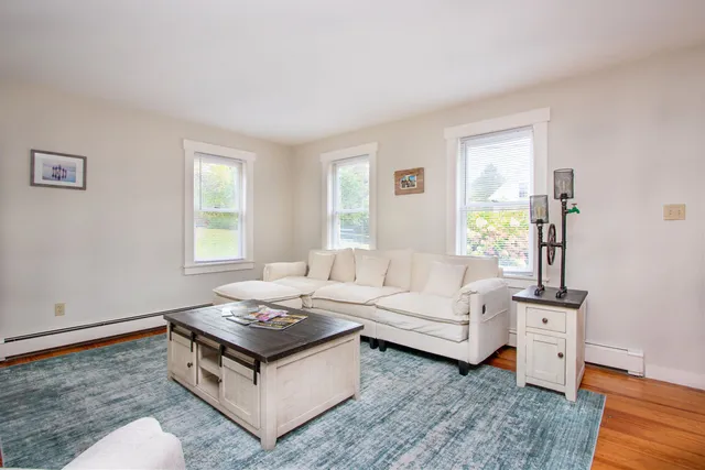 $425,000 | 107 East Village Road, St. Johnsbury, VT 05819