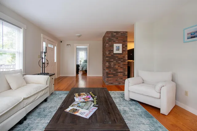 $425,000 | 107 East Village Road, St. Johnsbury, VT 05819