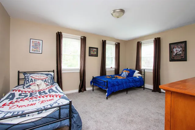 $425,000 | 107 East Village Road, St. Johnsbury, VT 05819