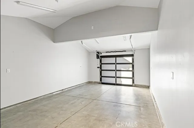 a view of a houses with a yard