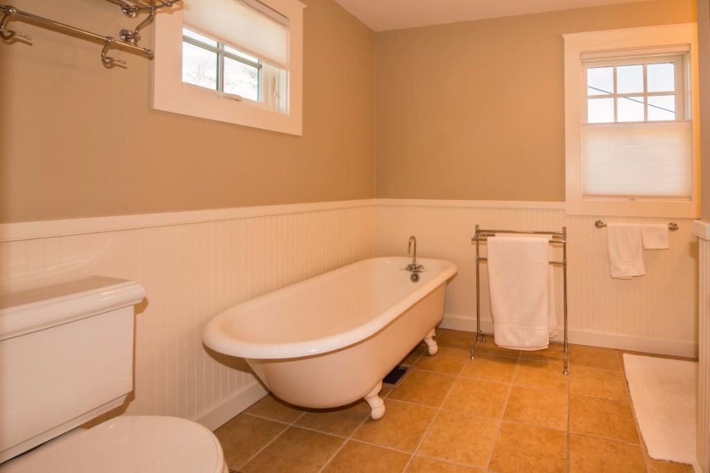 93 Shore Road East Boothbay, ME 04544 - Photo 23 of 34 Photo