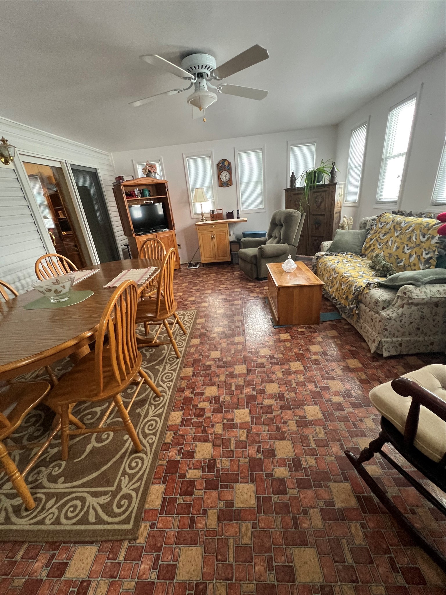 1005 Murray Hill Road Vestal, NY 13850 - Photo 3 of 21