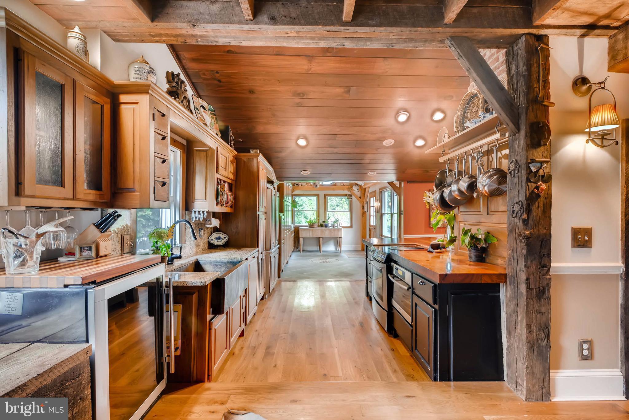 16201 Markoe Road Monkton, MD 21111 - Photo 1 of 30 Kitchen