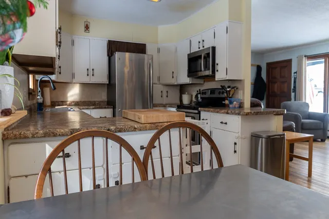 $335,000 | 66 Roy Avenue, Rutland Town, VT 05701