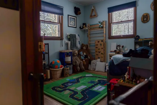 $335,000 | 66 Roy Avenue, Rutland Town, VT 05701