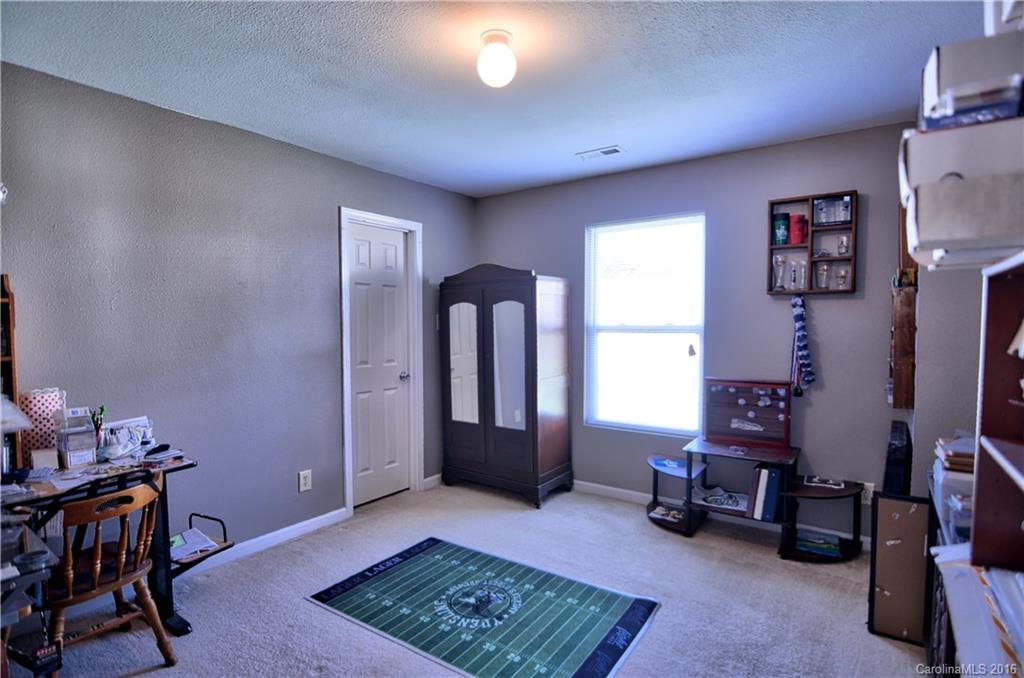 2804 James Road Charlotte, NC 28215 - Photo 16 of 21 Gallery Image 16