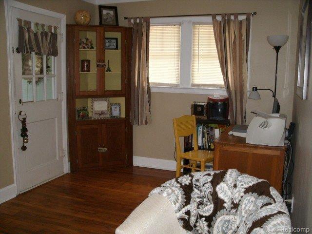 467 North Bailey Street Romeo, MI 48065 - Photo 5 of 9 Front Entrance.JPG