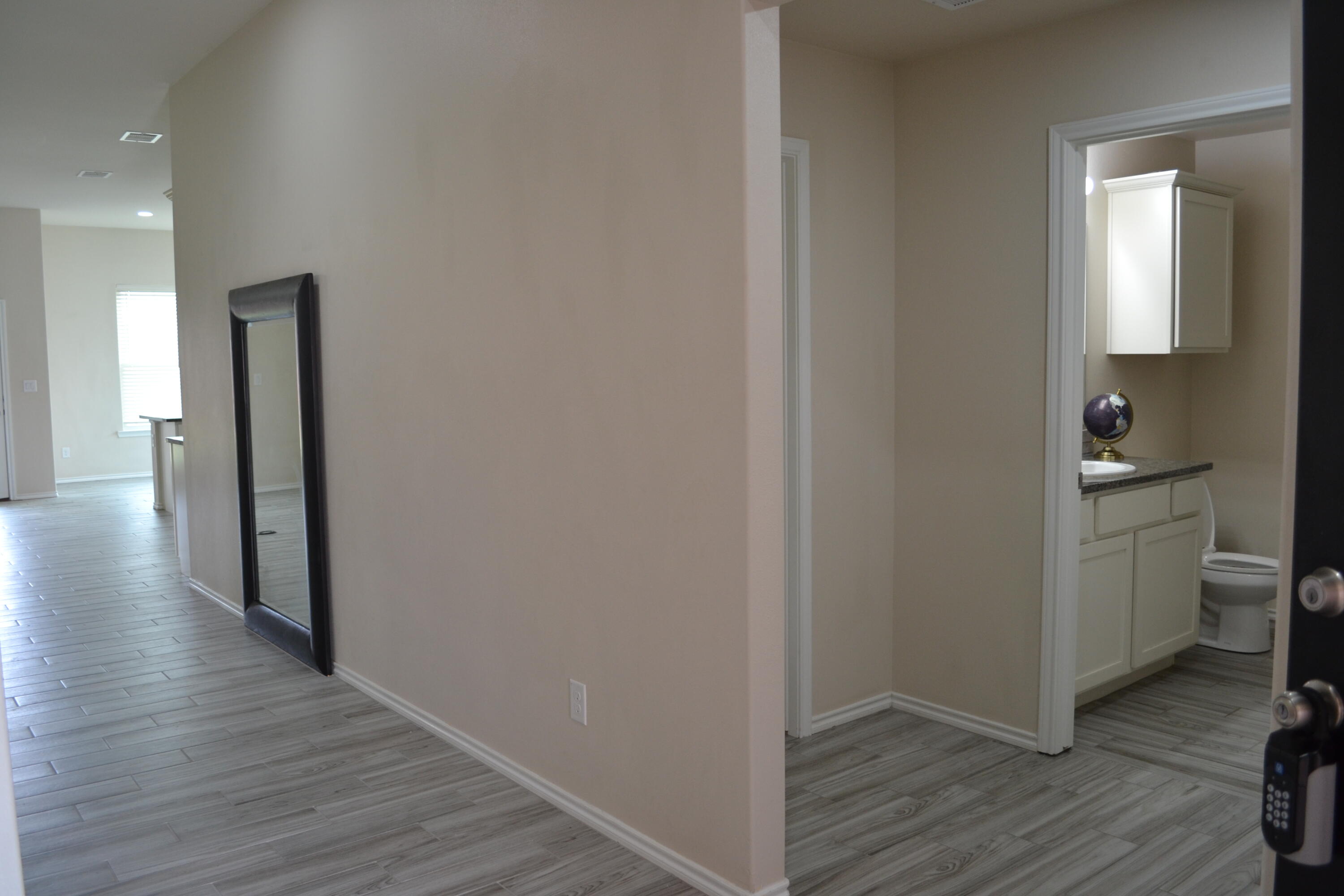 7408 99th Street Lubbock, TX 79424 - Photo 6 of 41 DSC_0640