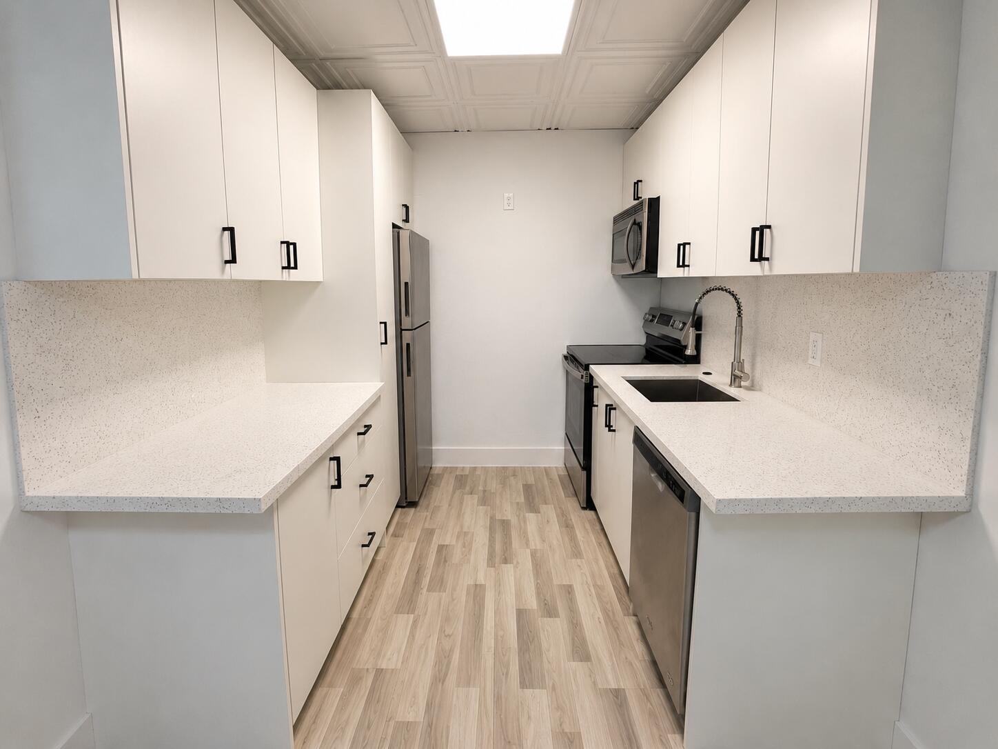 610 Northwest 13th Street, Unit 210 Boca Raton, FL 33486 - Photo 6 of 15 Kitchen