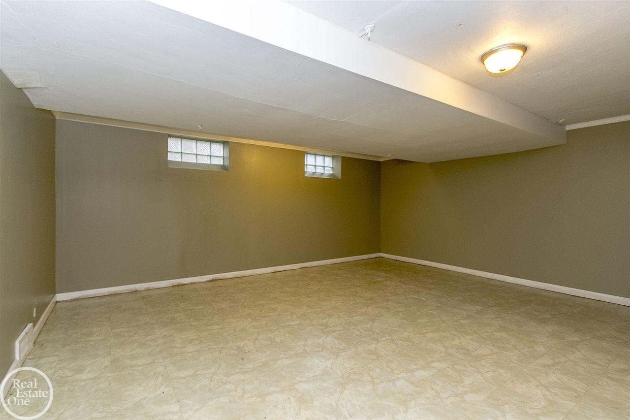 429 Moran Road Grosse Pointe Farms, MI 48236 - Photo 46 of 60