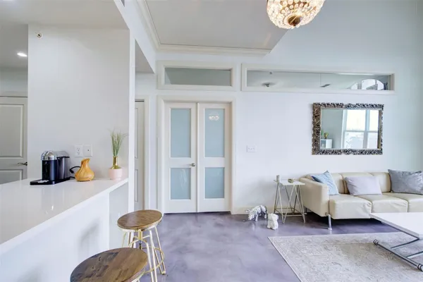 $2,550 | 1010 Rosine Street, Unit 43, Houston, TX 77019