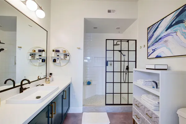 $2,550 | 1010 Rosine Street, Unit 43, Houston, TX 77019