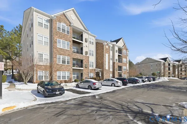 $2,350 | 1000 Westwood Village Way, Unit 302, Midlothian, VA 23114