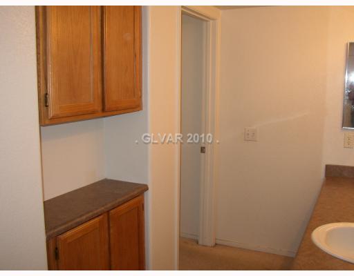 7255 West Sunset Road, Unit 2020 Las Vegas, NV 89113 - Photo 12 of 15 Master Bath/Spa.