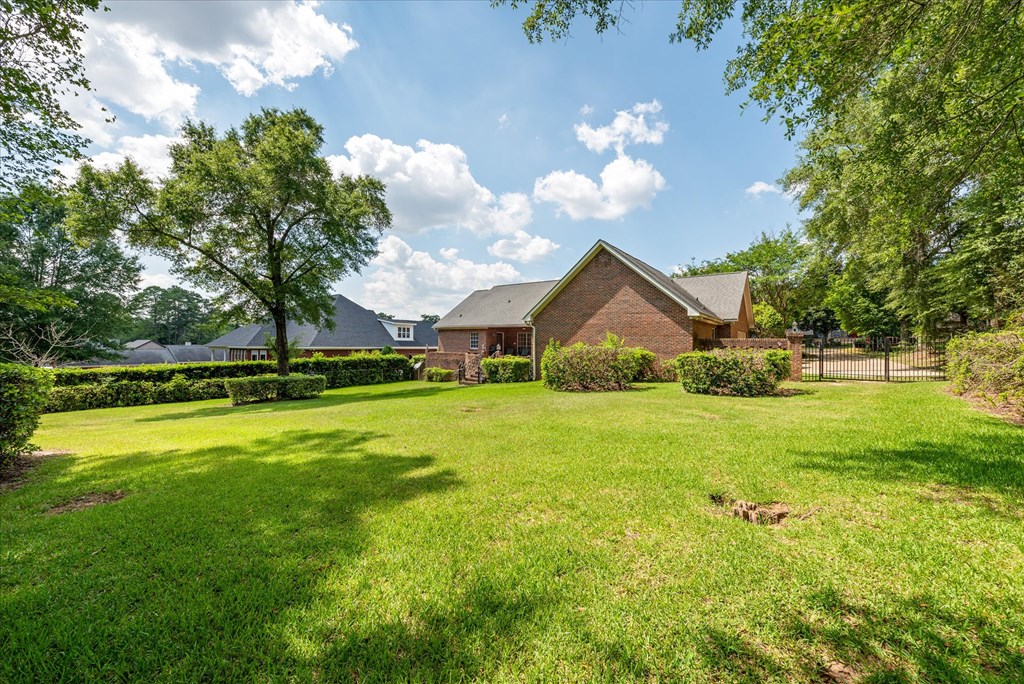 3636 Oak Ridge Lane Dothan, AL 36303 - Photo 4 of 29