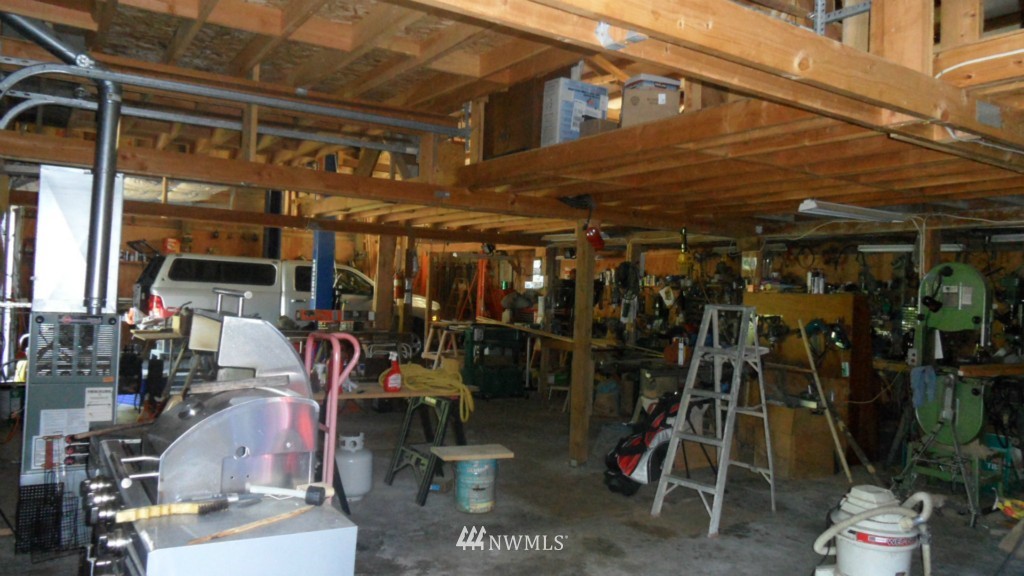 224 Sunnyhill Road West Bremerton, WA 98312 - Photo 14 of 22 Gallery Image 14