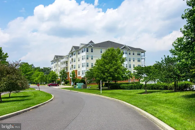$315,000 | 2700 Willow Oak Drive, Unit 311B, Cambridge, MD 21613