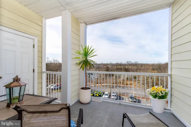 $315,000 | 2700 Willow Oak Drive, Unit 311B, Cambridge, MD 21613