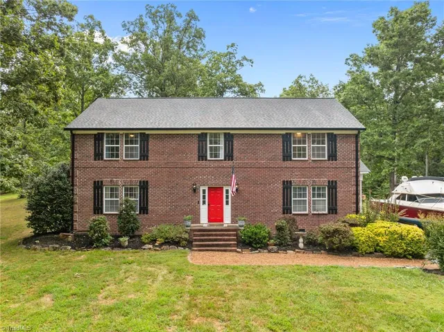 $650,000 | 25611 Bridgeport Road, Albemarle, NC 28001
