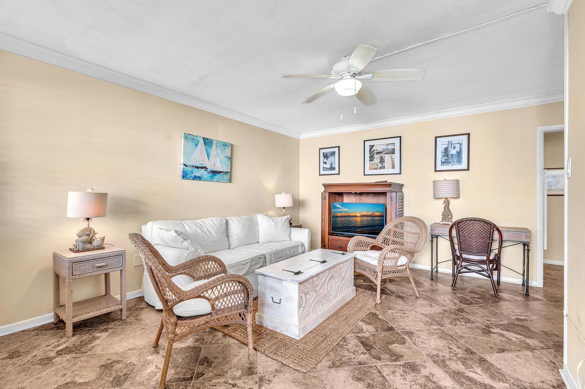40 Southeast 13th Street, Unit A2 Boca Raton, FL 33432 - Photo 7 of 43 FPP00031