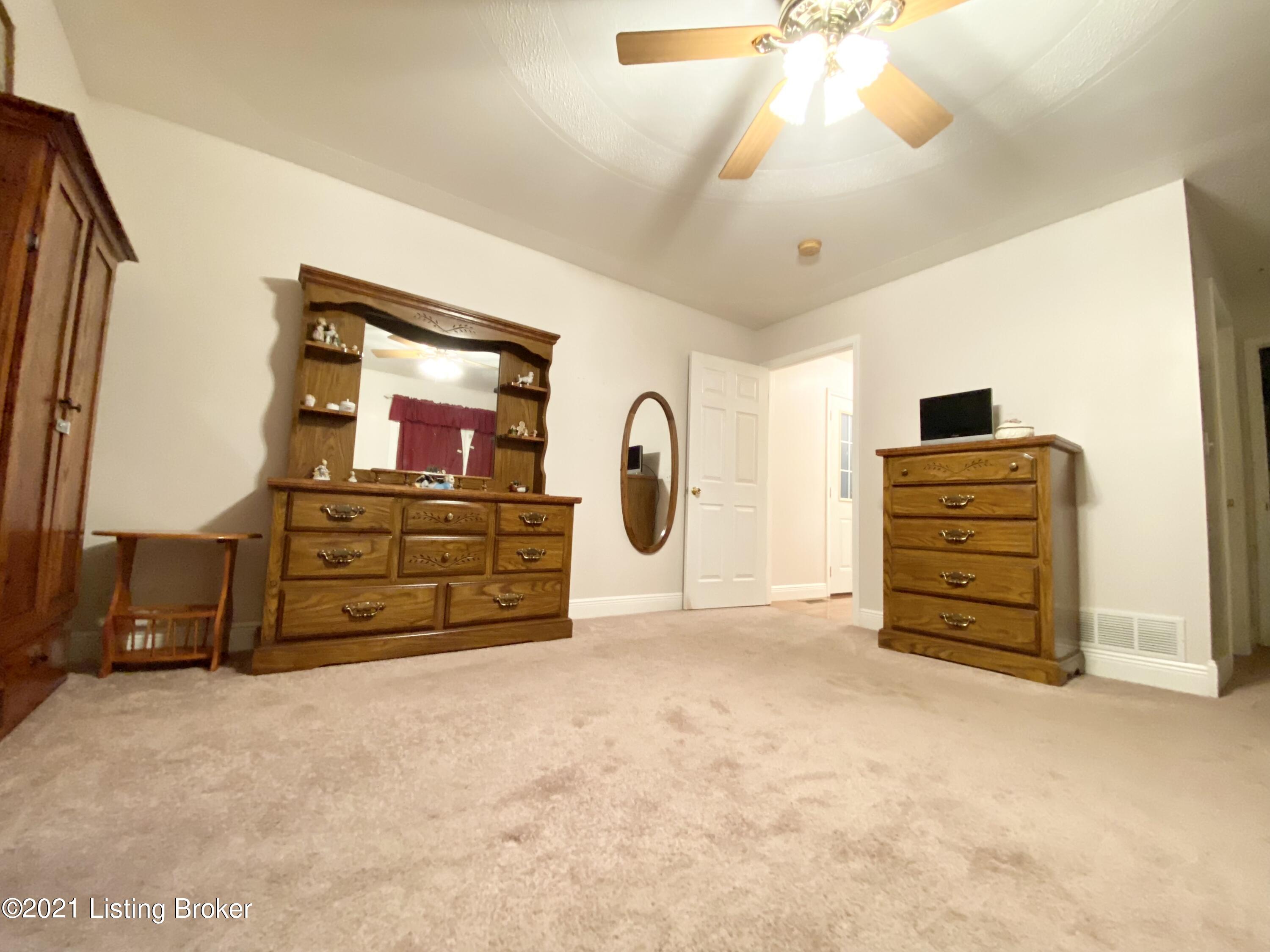 983 Shrewsbury Road Leitchfield, KY 42754 - Photo 26 of 38 28