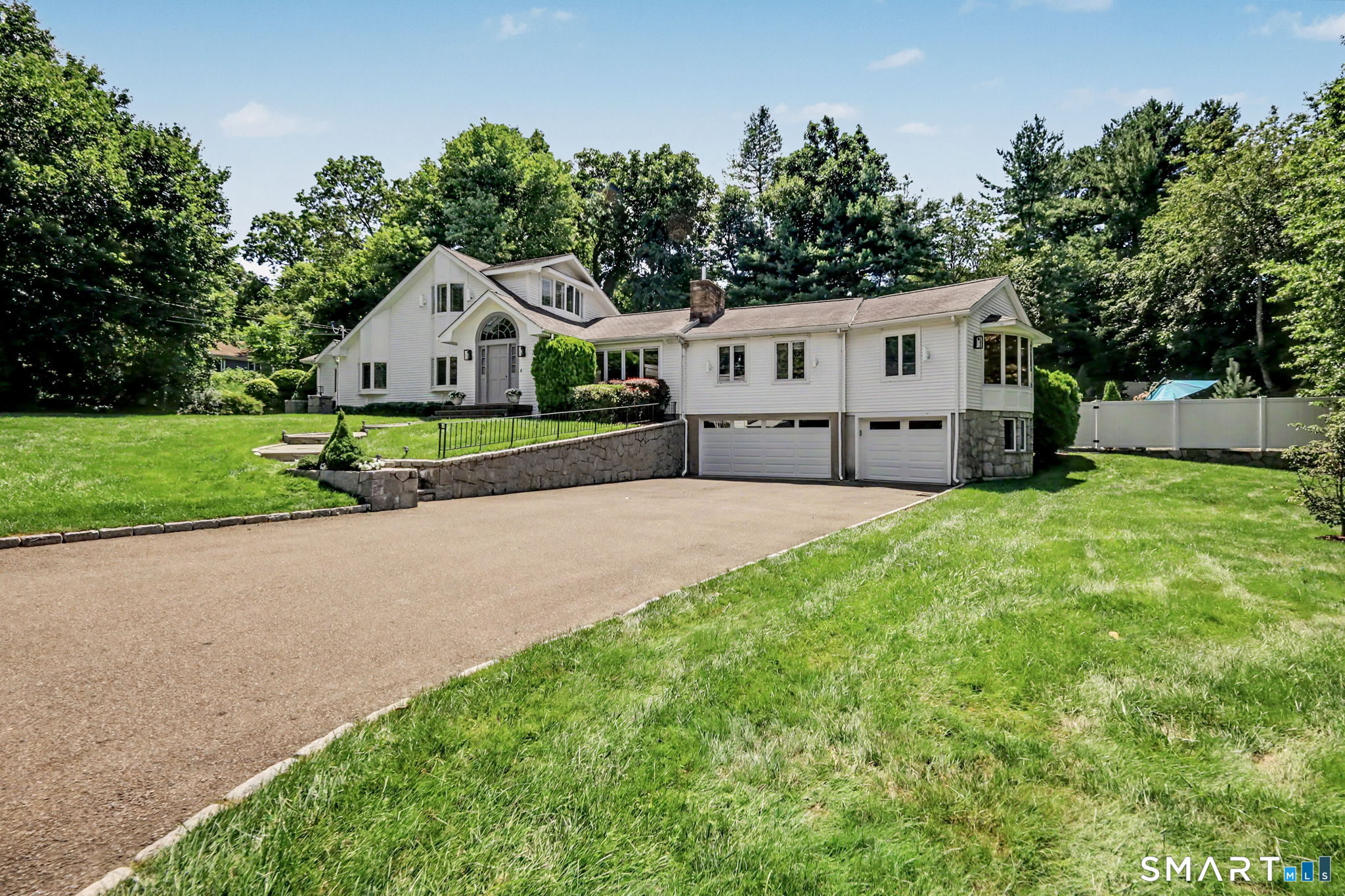 9 Geneva Road Norwalk, CT 06850 - Photo 2 of 40 Gallery Image 2
