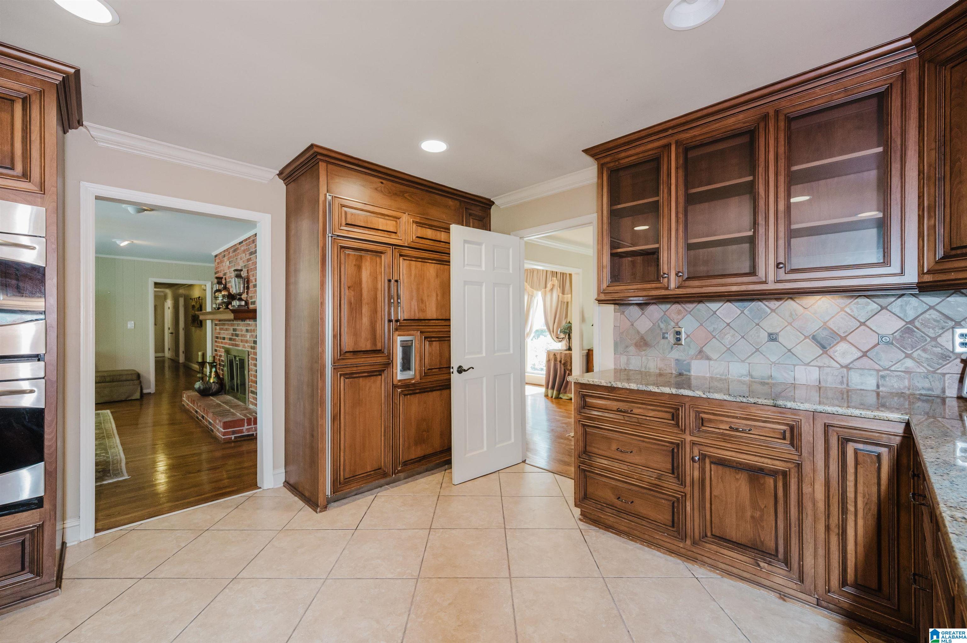 2208 Tanglewood Road Birmingham, AL 35216 - Photo 17 of 44