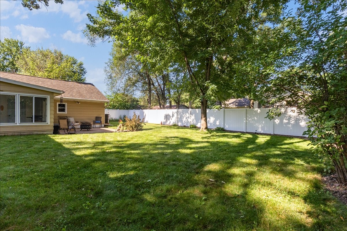 3436 Rudolph Road Eau Claire, WI 54701 - Photo 31 of 39