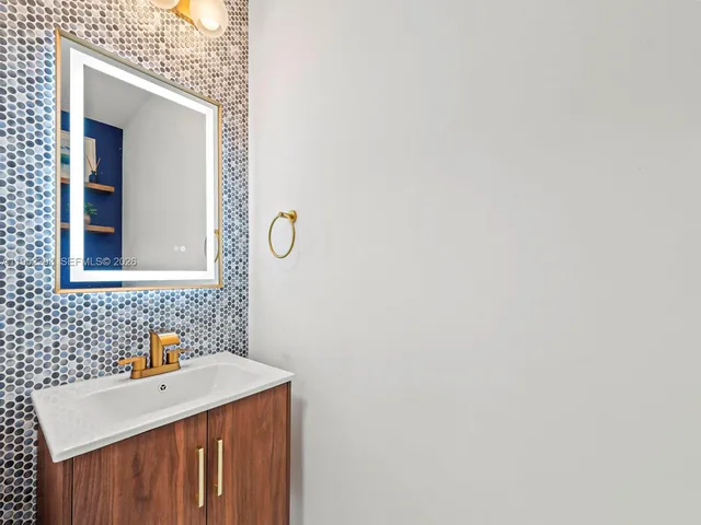 $725,000 | 15626 Southwest 100th Terrace, Miami, FL 33196