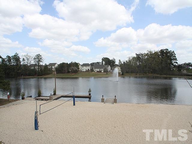 1319 Silver Beach Way Raleigh, NC 27606 - Photo 17 of 18