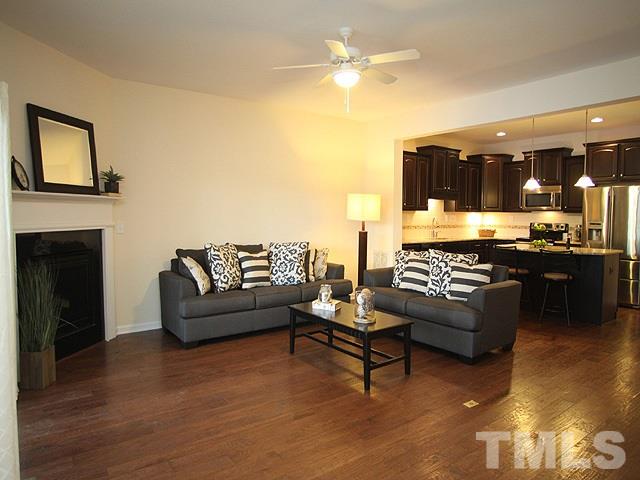 1319 Silver Beach Way Raleigh, NC 27606 - Photo 3 of 18