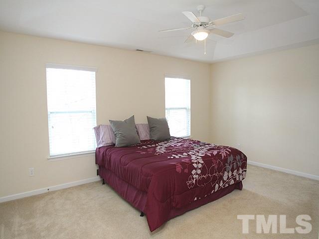 1319 Silver Beach Way Raleigh, NC 27606 - Photo 6 of 18