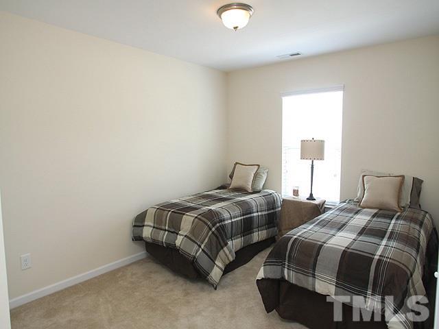 1319 Silver Beach Way Raleigh, NC 27606 - Photo 10 of 18
