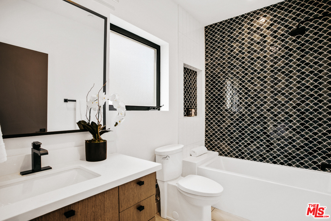 6115 Monterey Road Los Angeles, CA 90042 - Photo 12 of 19
