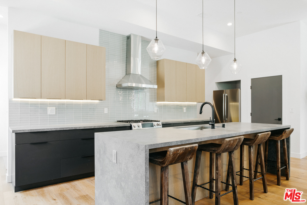 6115 Monterey Road Los Angeles, CA 90042 - Photo 3 of 19