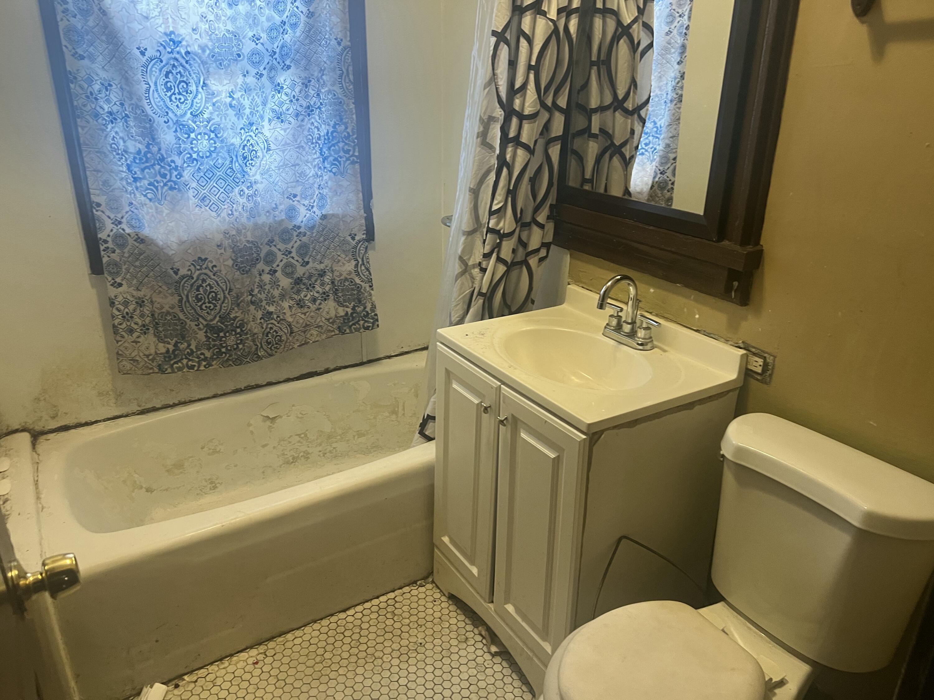 3052 North 40th Street Milwaukee, WI 53210 - Photo 12 of 17 IMG_1505