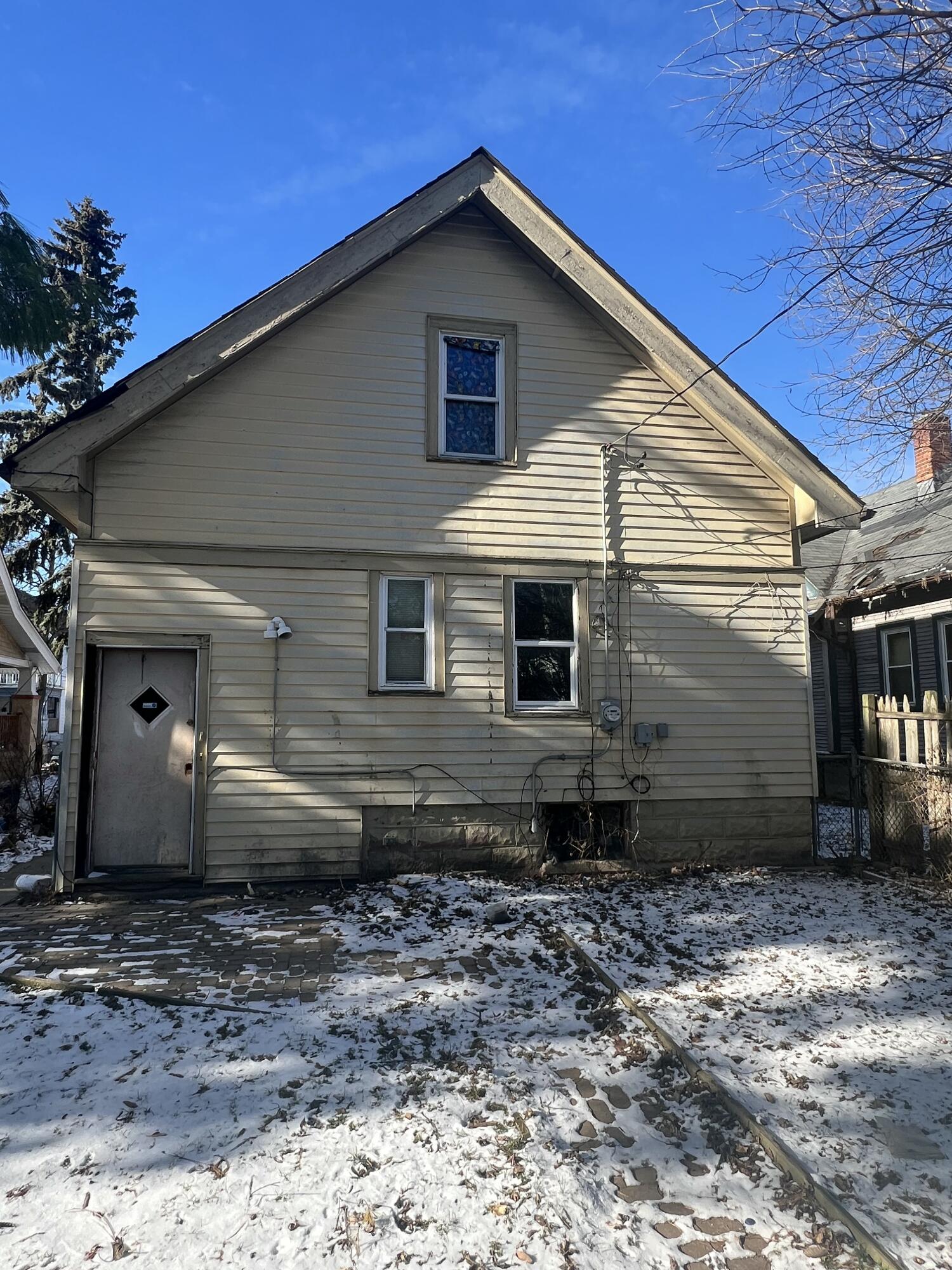 3052 North 40th Street Milwaukee, WI 53210 - Photo 16 of 17 IMG_1491