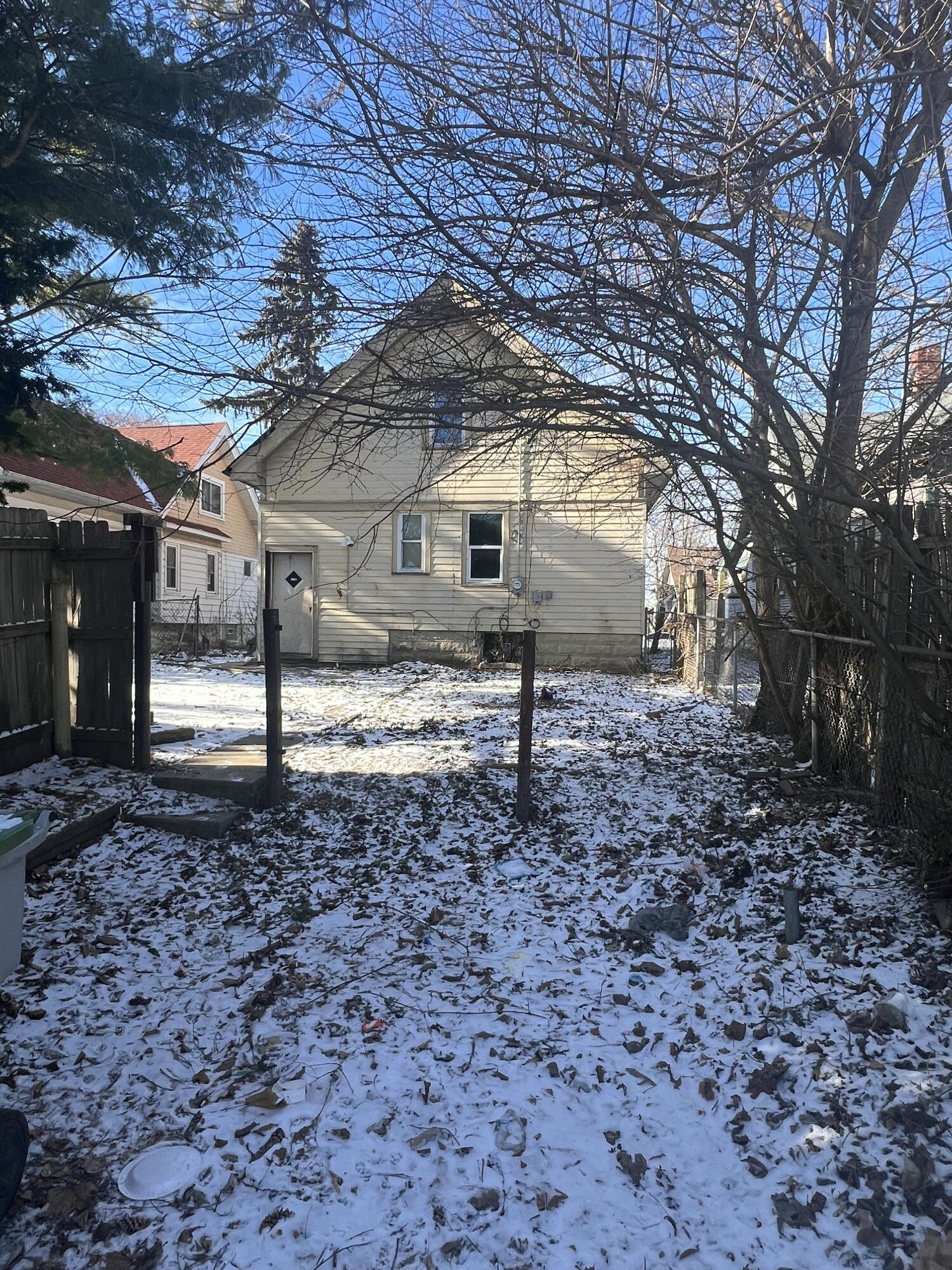 3052 North 40th Street Milwaukee, WI 53210 - Photo 17 of 17 IMG_1492