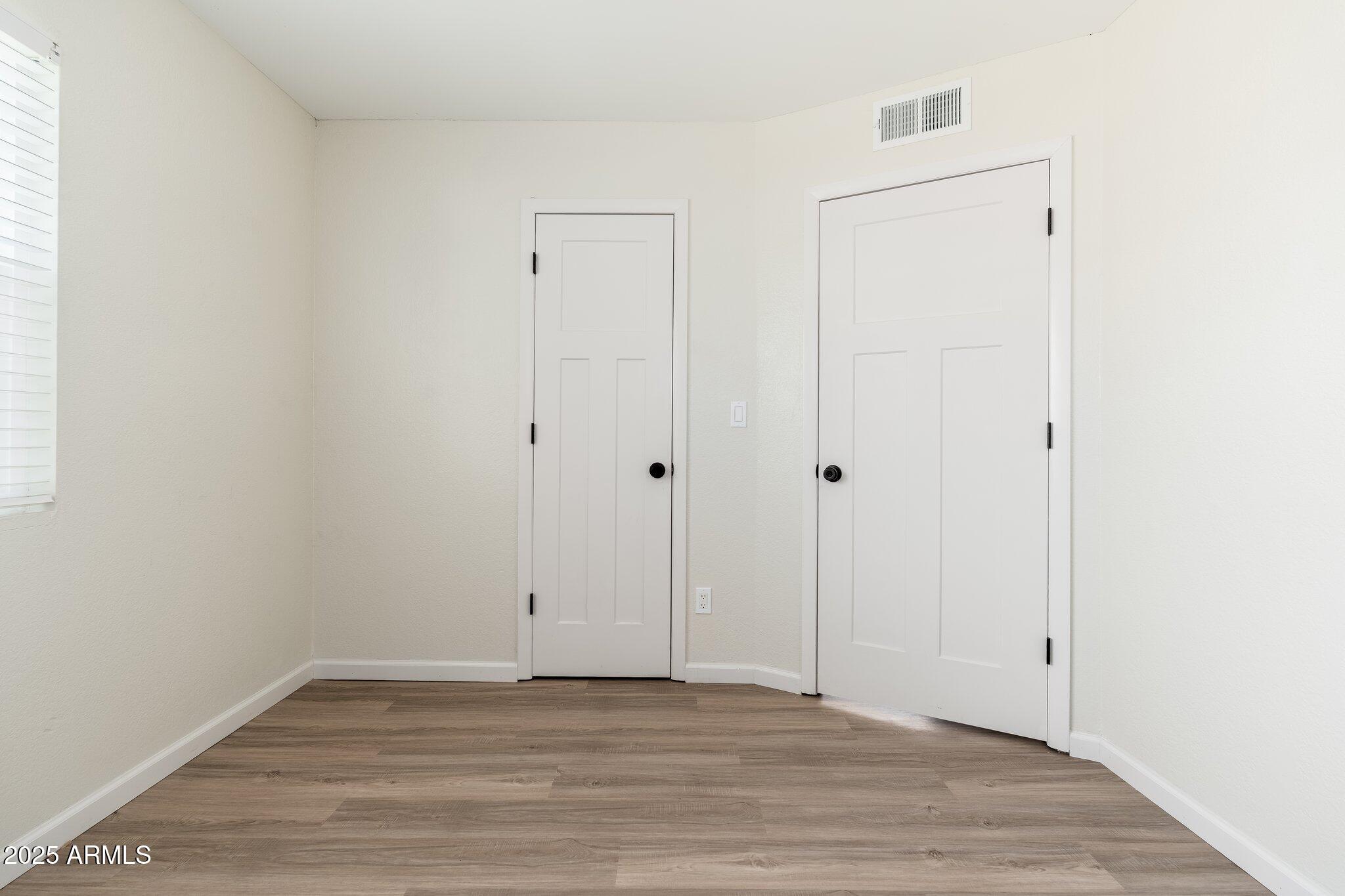 20818 North 21st Drive Phoenix, AZ 85027 - Photo 18 of 37 20818 N 21st Dr - 19