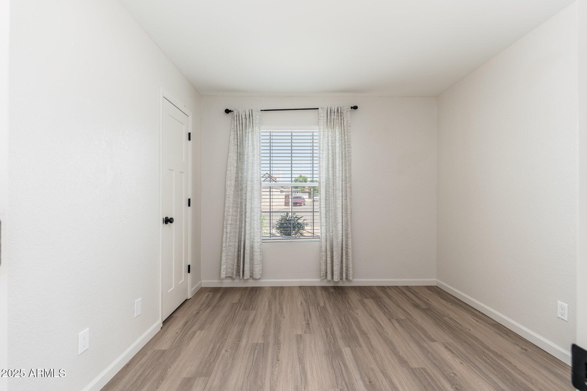 20818 North 21st Drive Phoenix, AZ 85027 - Photo 19 of 37 20818 N 21st Dr - 17