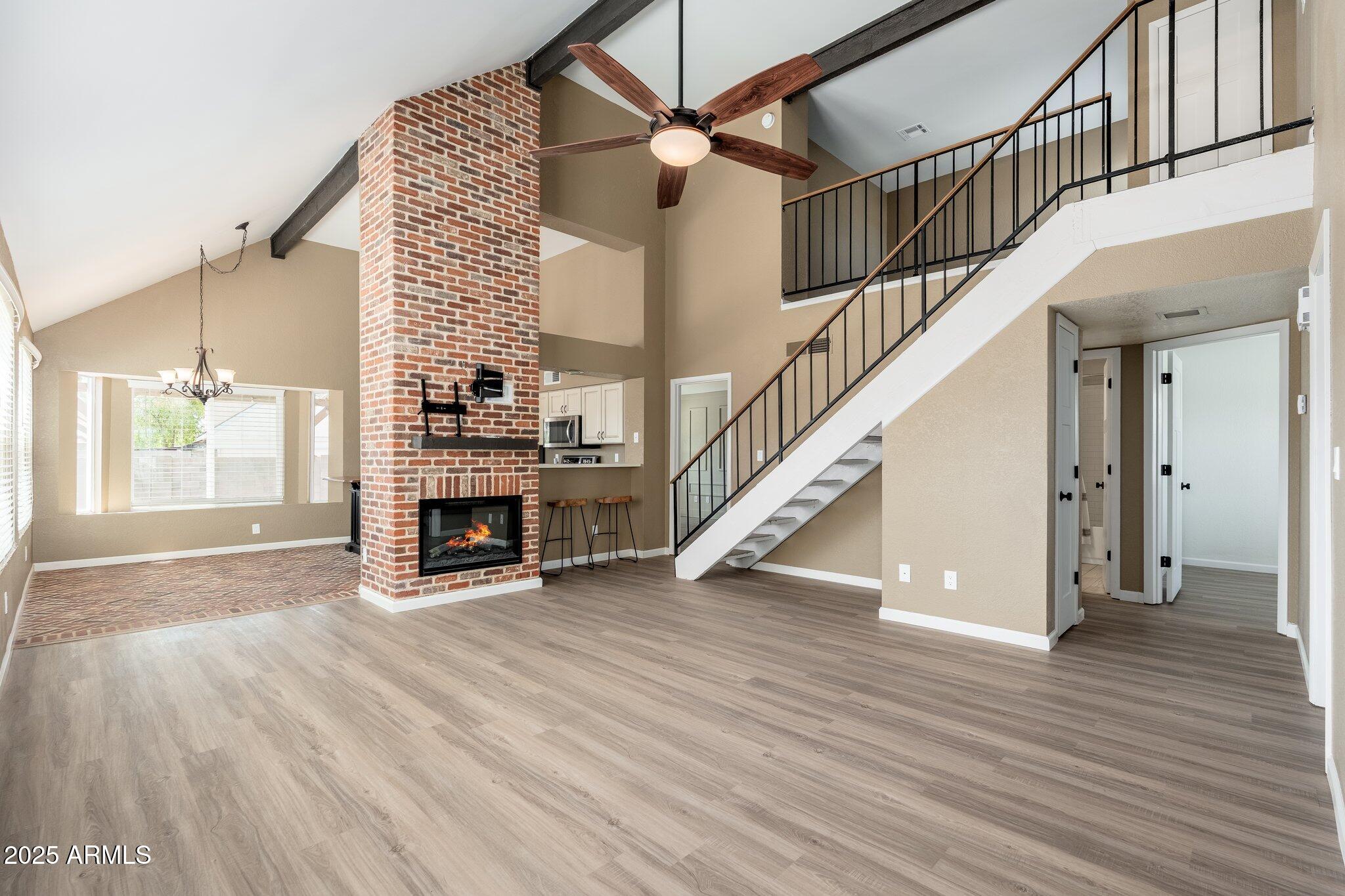 20818 North 21st Drive Phoenix, AZ 85027 - Photo 2 of 37 20818 N 21st Dr - 03