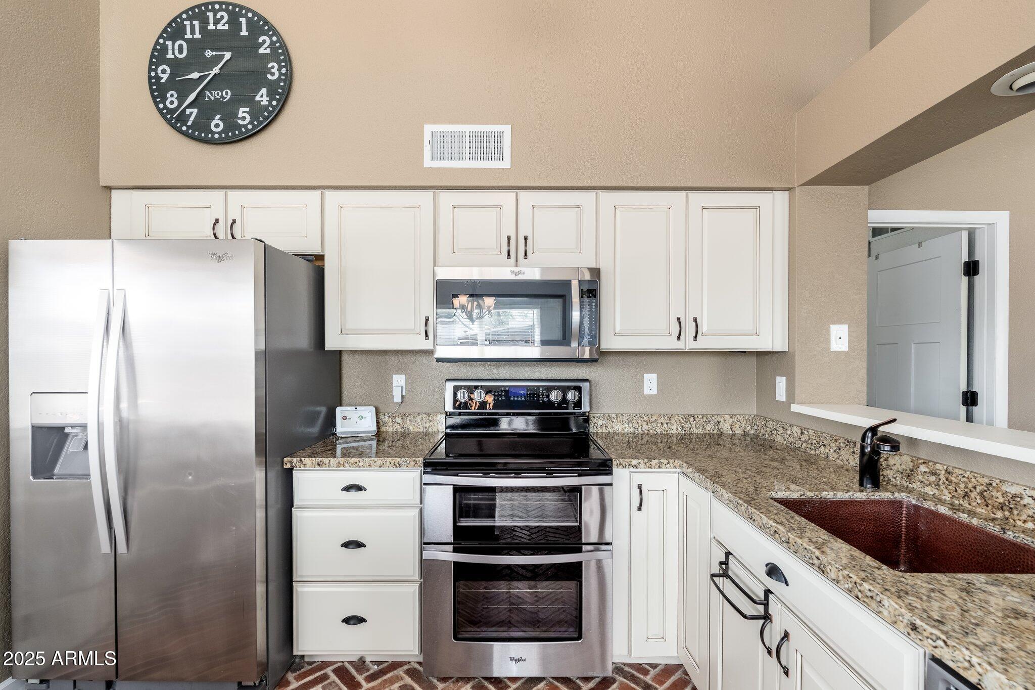 20818 North 21st Drive Phoenix, AZ 85027 - Photo 24 of 37 20818 N 21st Dr - 11