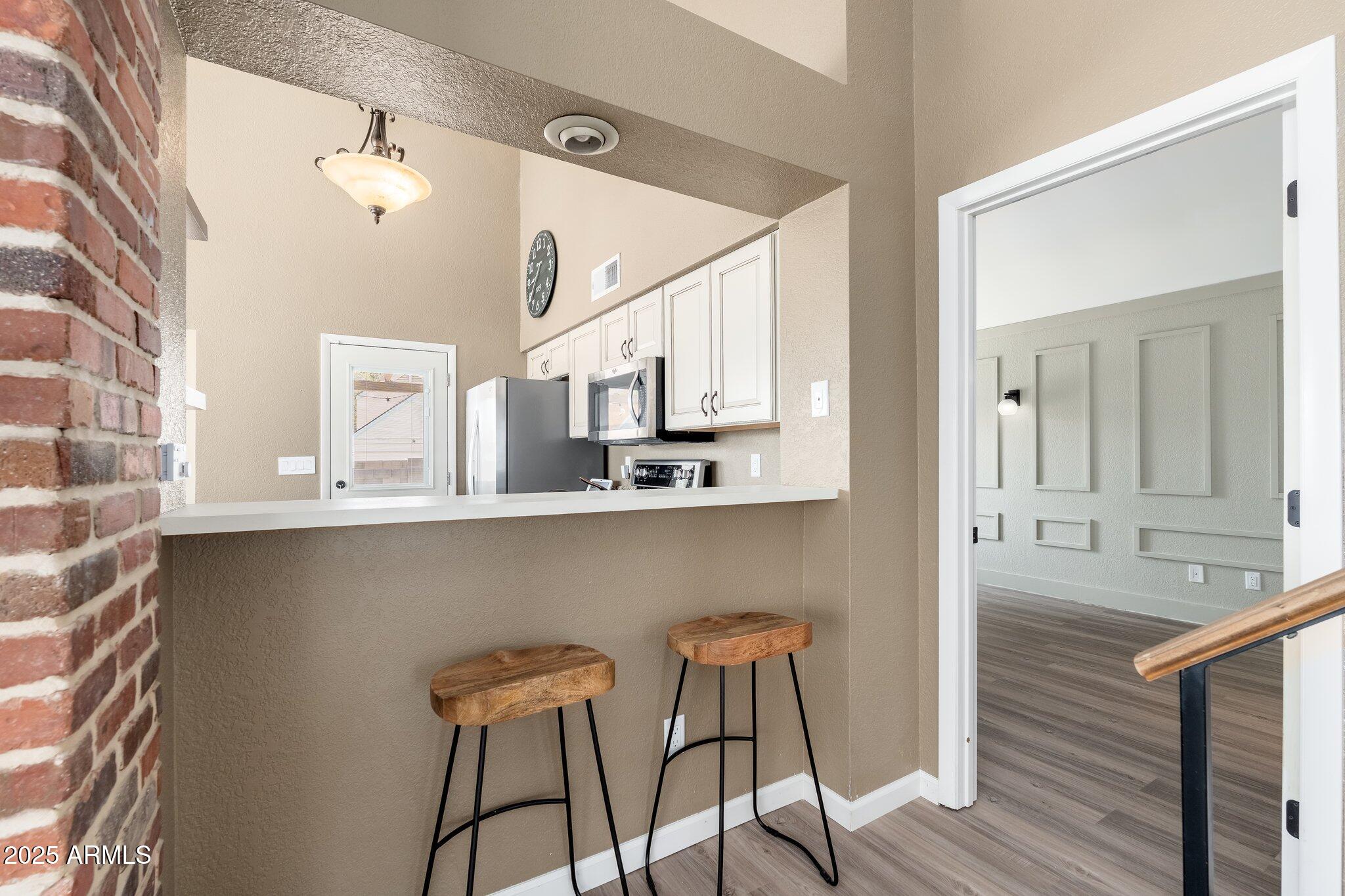 20818 North 21st Drive Phoenix, AZ 85027 - Photo 7 of 37 20818 N 21st Dr - 13